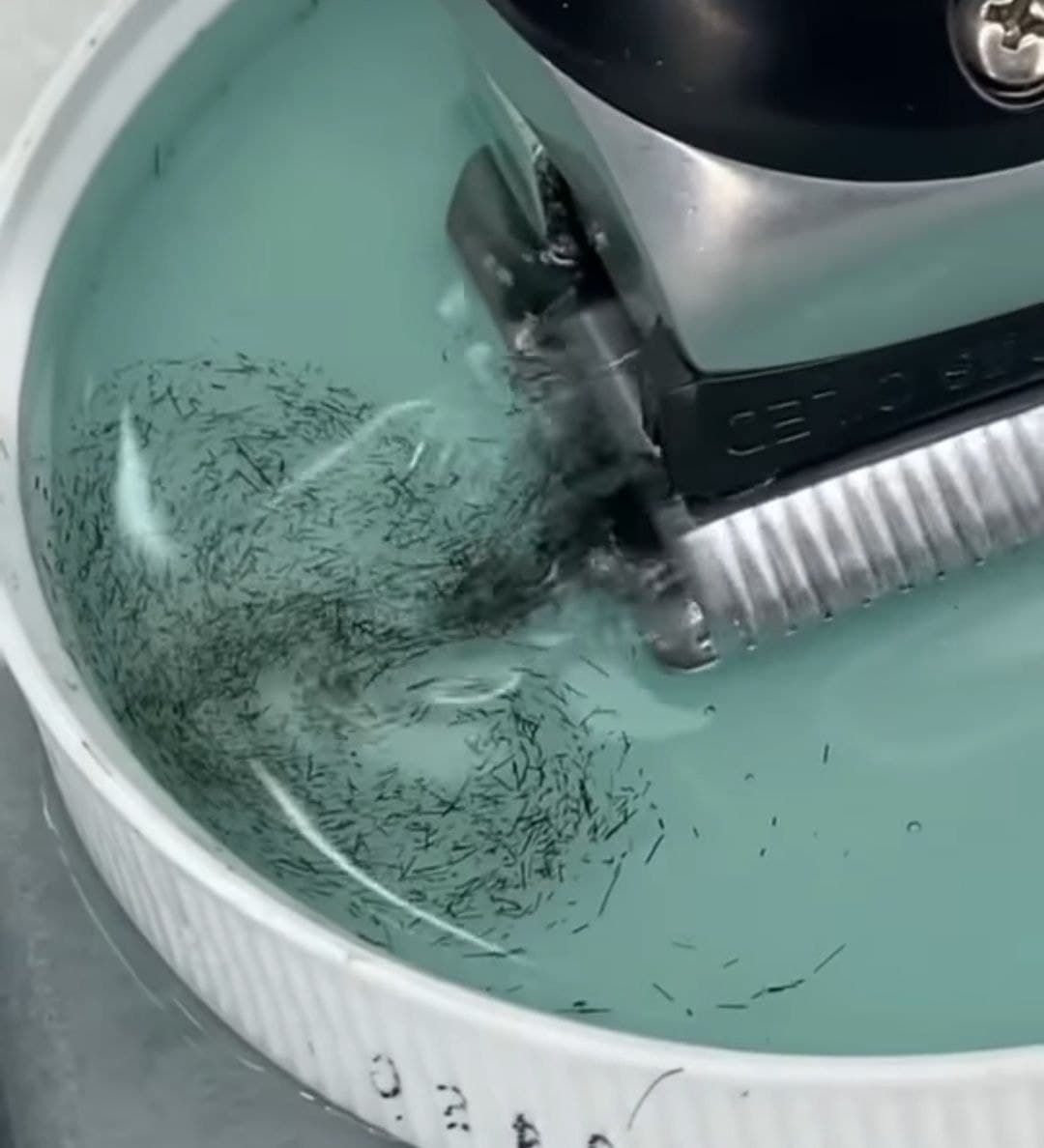 H-42 Clean Clippers Jar Blade cleaner 16oz