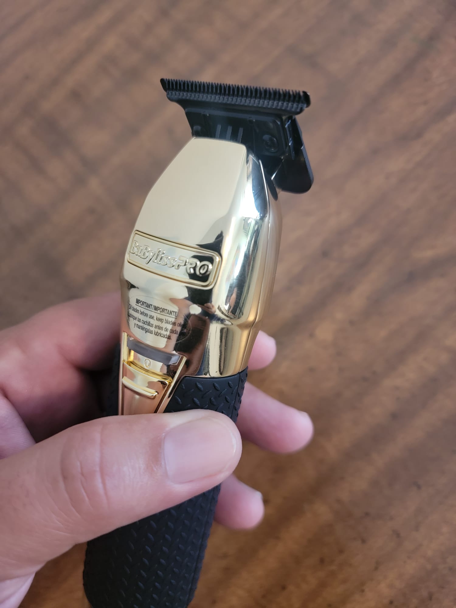 BaBylissPRO GOLDFX Boost Lithium Trimmer model FX787GBP – Barber